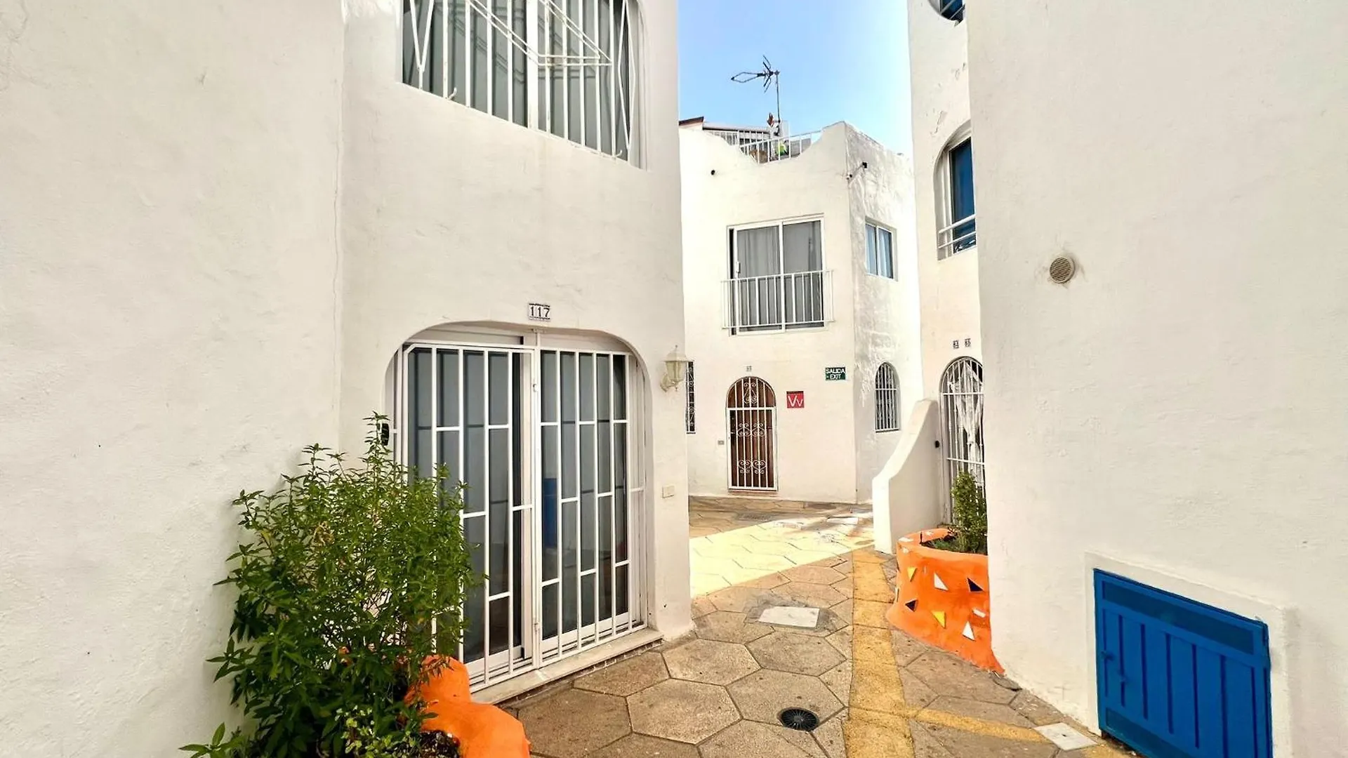 Apartamento Modern 1Br Bungalow 50 M To Beach Arona  España